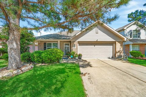 Photo of 7118 Meadow Hawk Court, Houston, TX 77041 (MLS # 89697722)