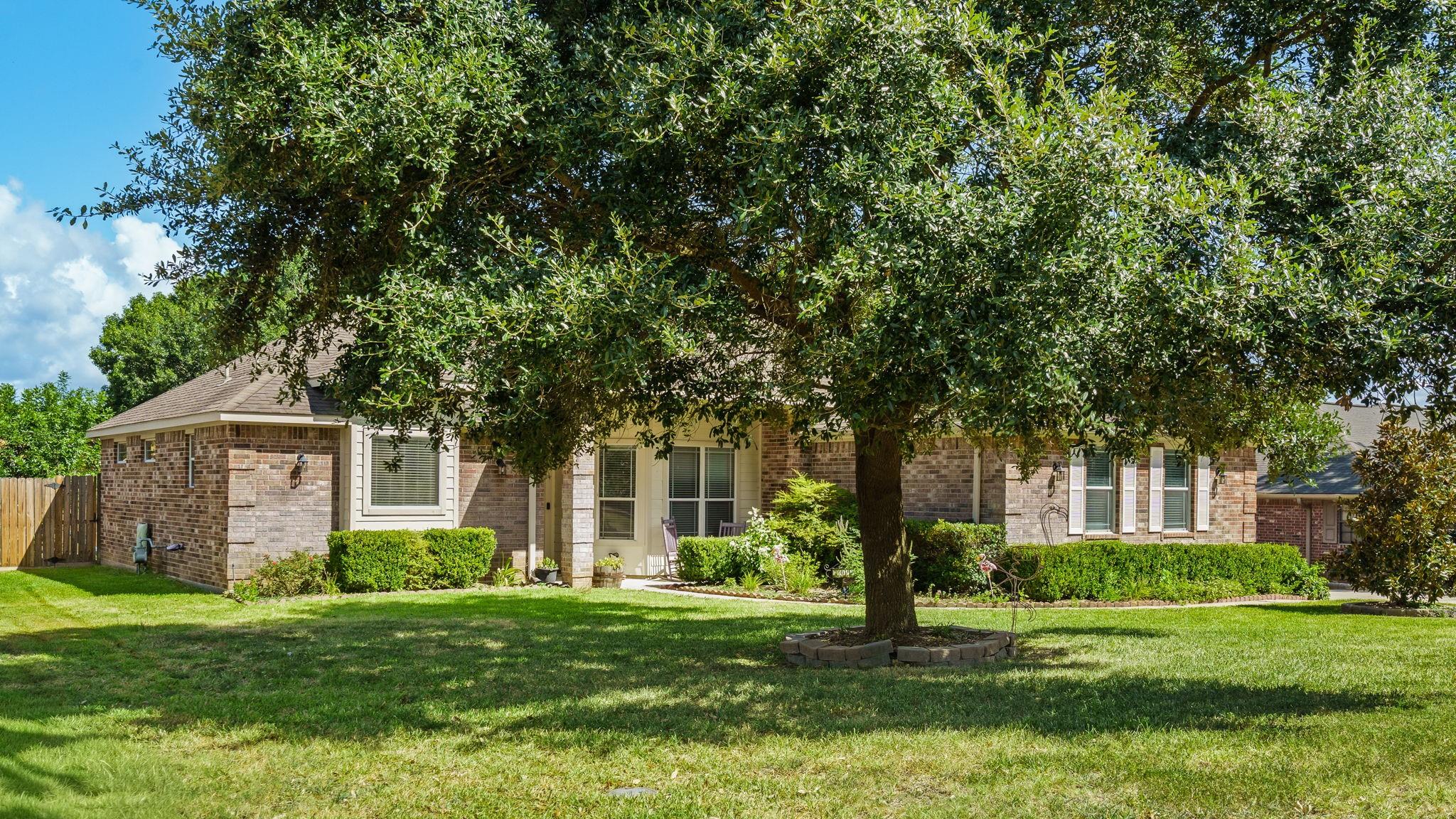 7090 Shadow Lake Drive