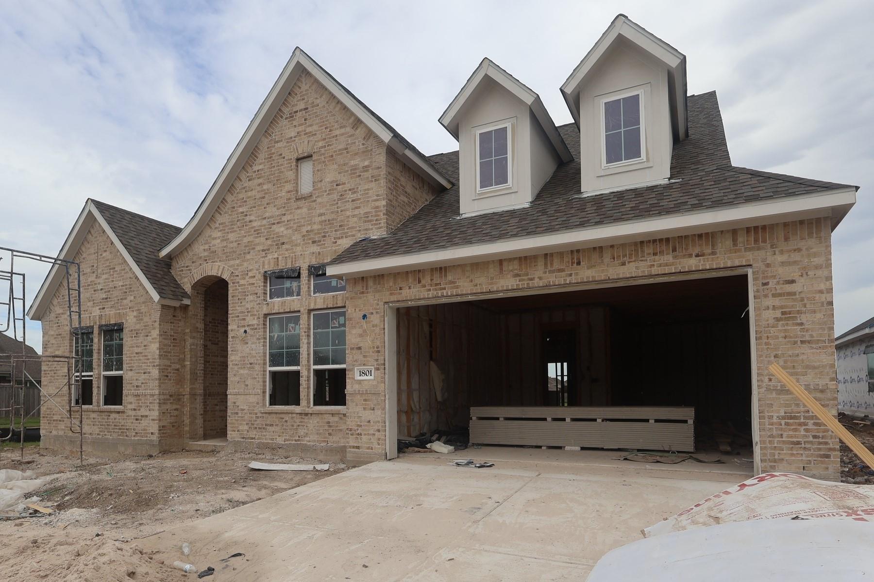 1801 N Wildflower Drive