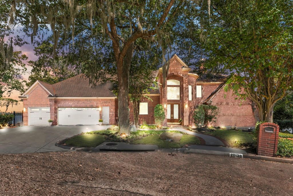 Photo of 20130 Atascocita Lake Drive, Houston, TX 77346 (MLS # 70795456)
