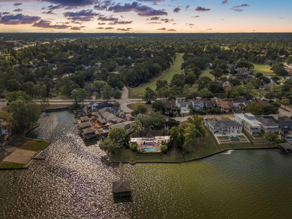 Photo of 20130 Atascocita Lake Drive, Houston, TX 77346 (MLS # 70795456)
