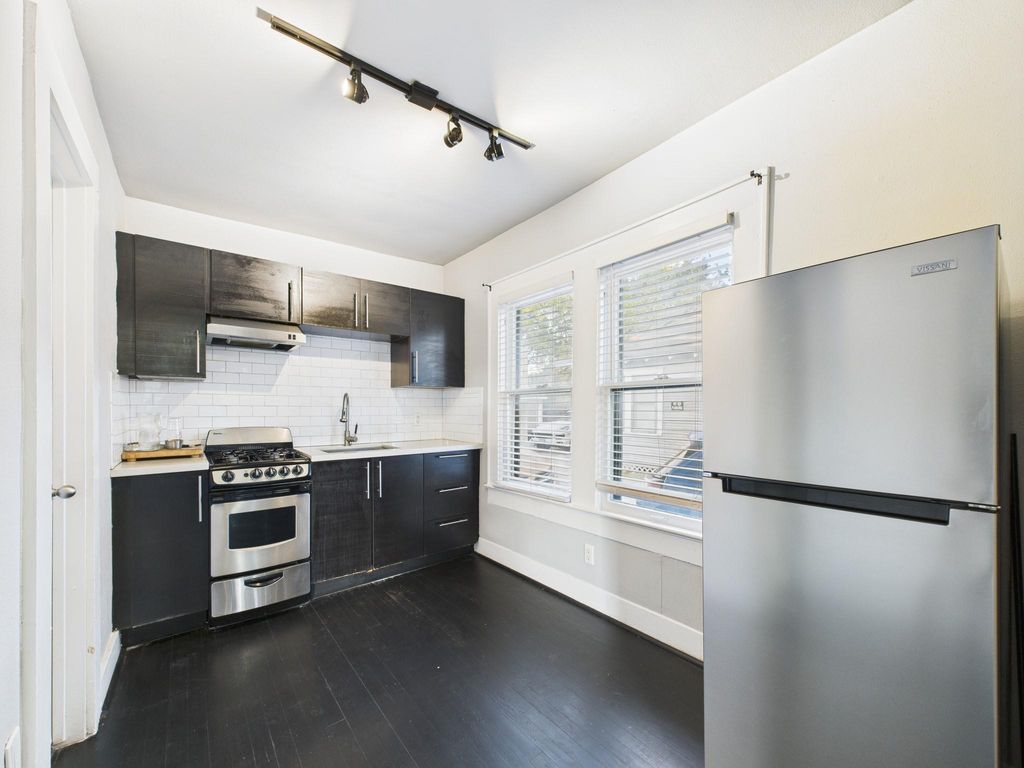 Photo of 605 Enid Street #1, Houston, TX 77009 (MLS # 89045904)