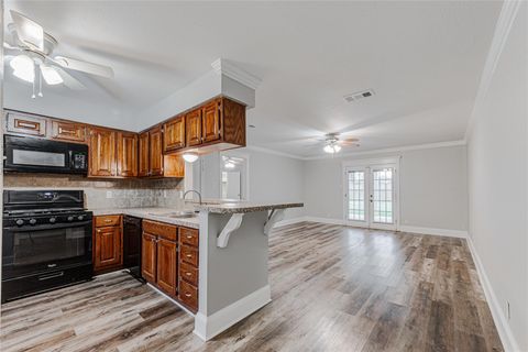 Photo of 617 Dogwood Street, Lake Jackson, TX 77566 (MLS # 26715095)