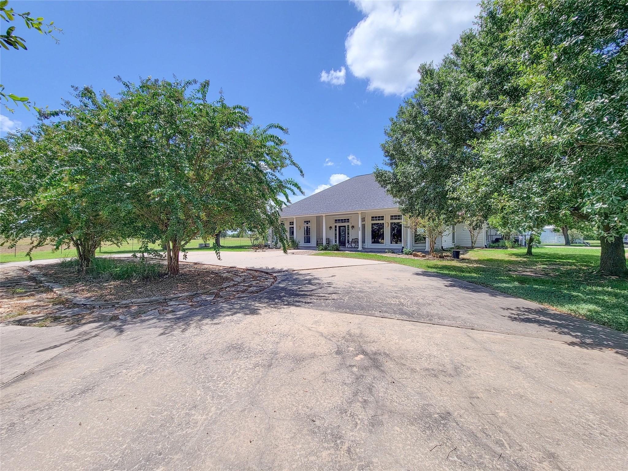 939 Old Nelsonville Road