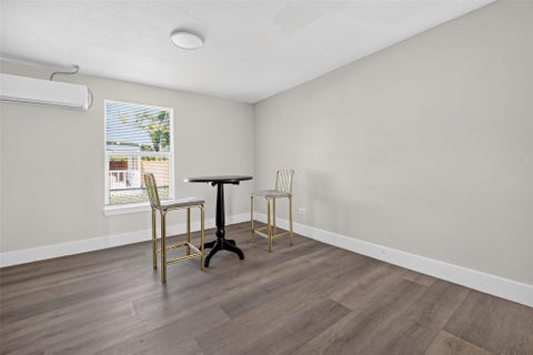 Photo of 1505 Ryon Street, Houston, TX 77009 (MLS # 53613166)