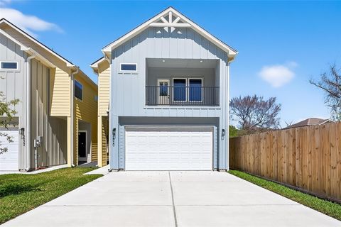 2020 Wavell Street Houston TX 77088