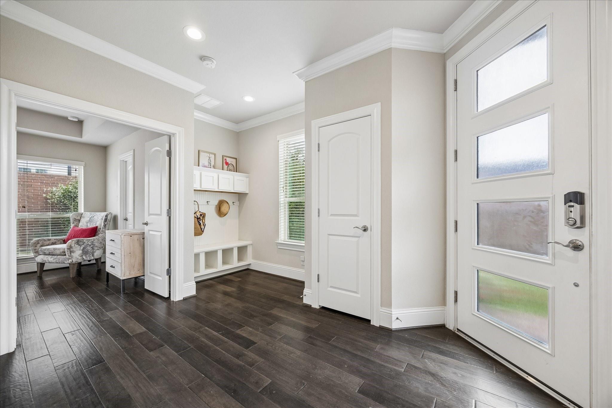 1702 Oak Leaf Pass Drive