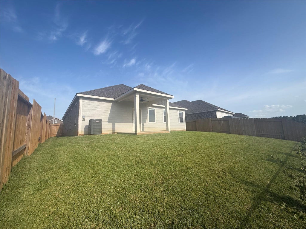Photo of 15683 Honey Cove Drive, Conroe, TX 77303 (MLS # 11073378)