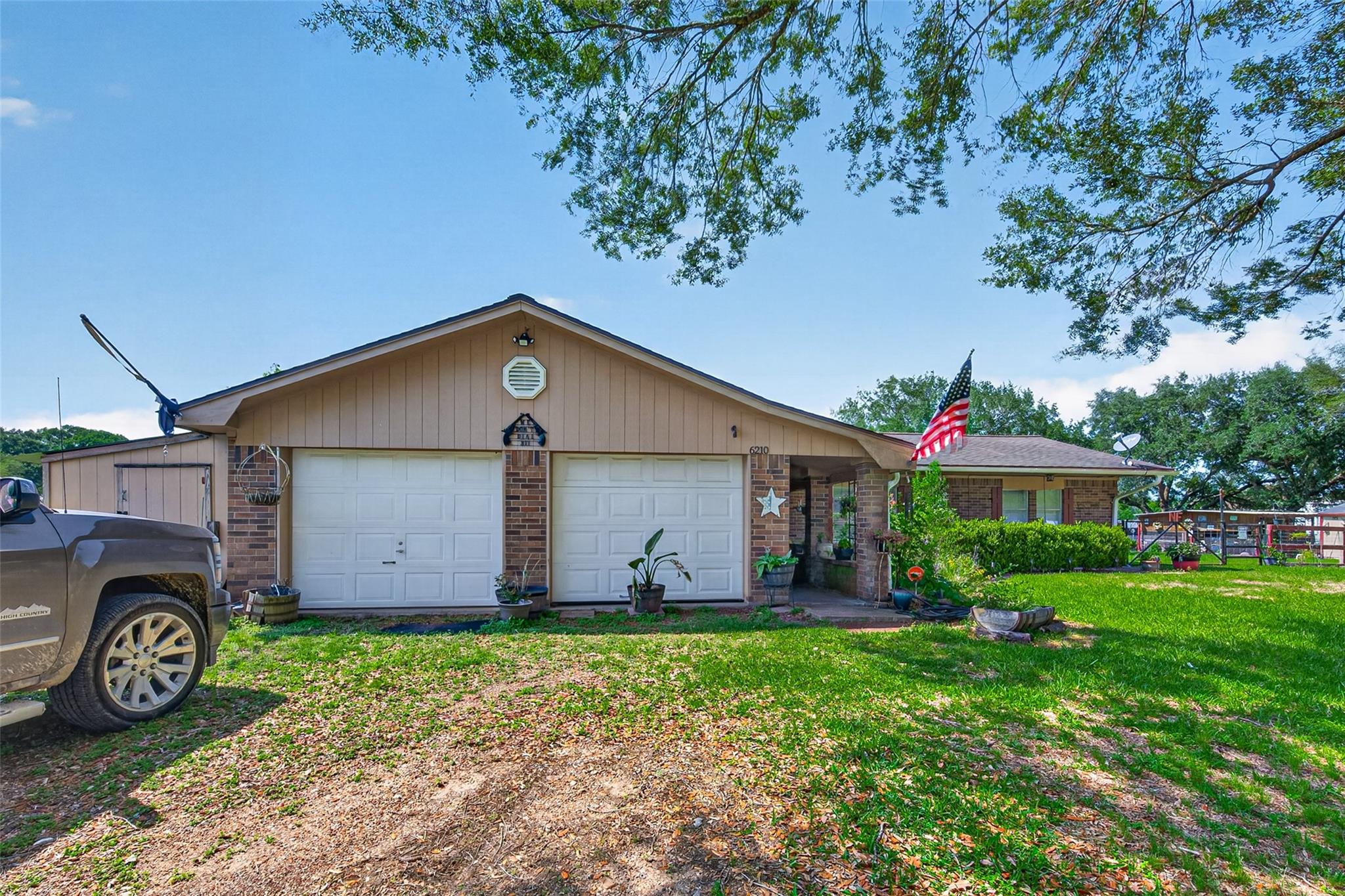 6210 Eagle Drive