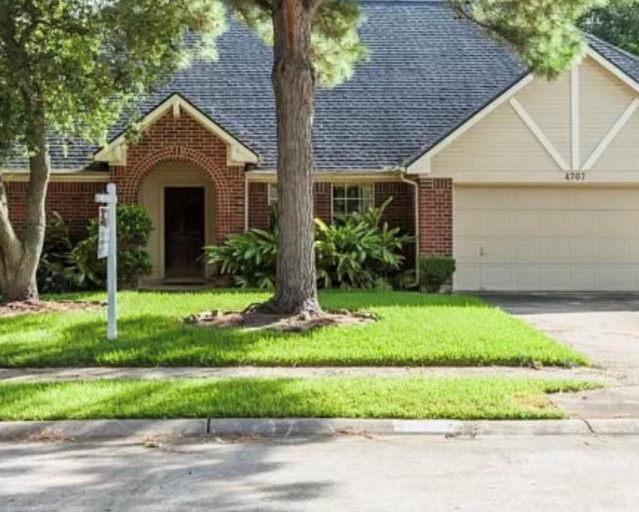 4707 Linden Place