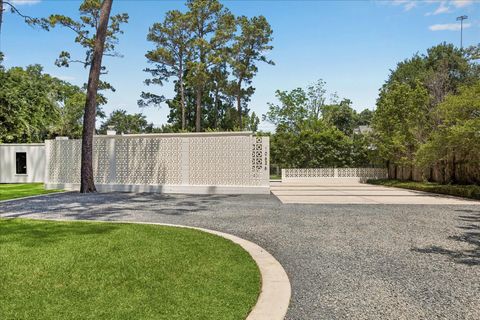 Photo of 10626 Tarleton Drive, Houston, TX 77024 (MLS # 62668245)
