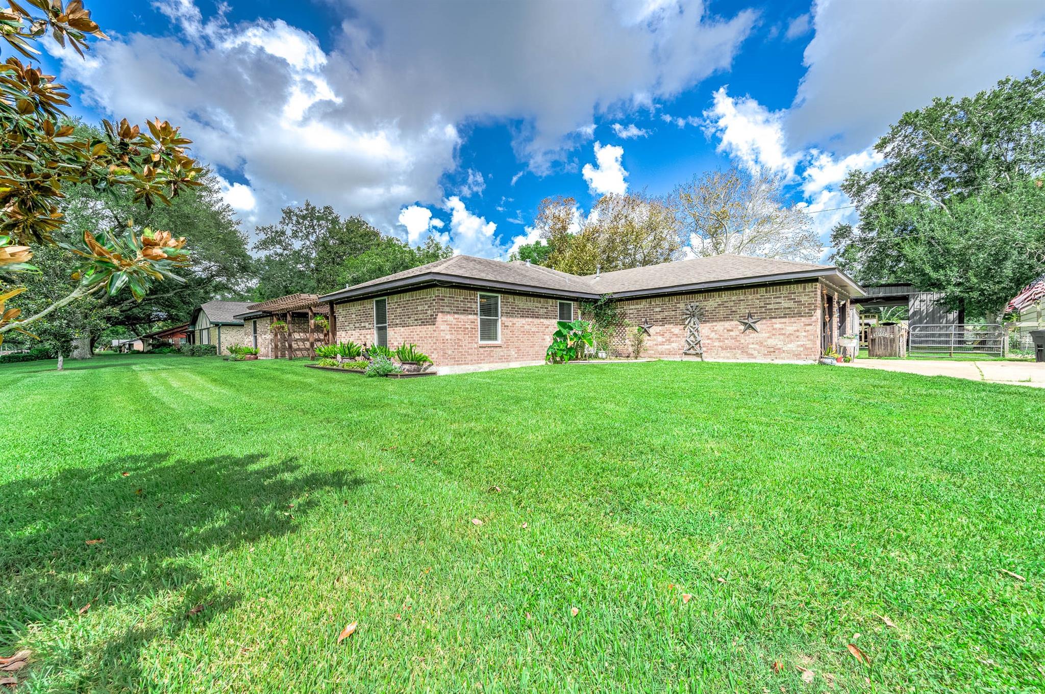 63 E County Road 136
