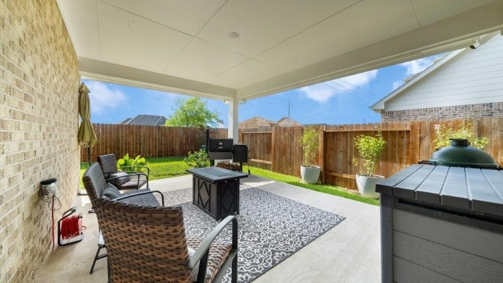 710 Hooks Trail Lane