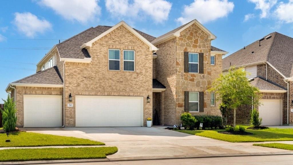 710 Hooks Trail Lane