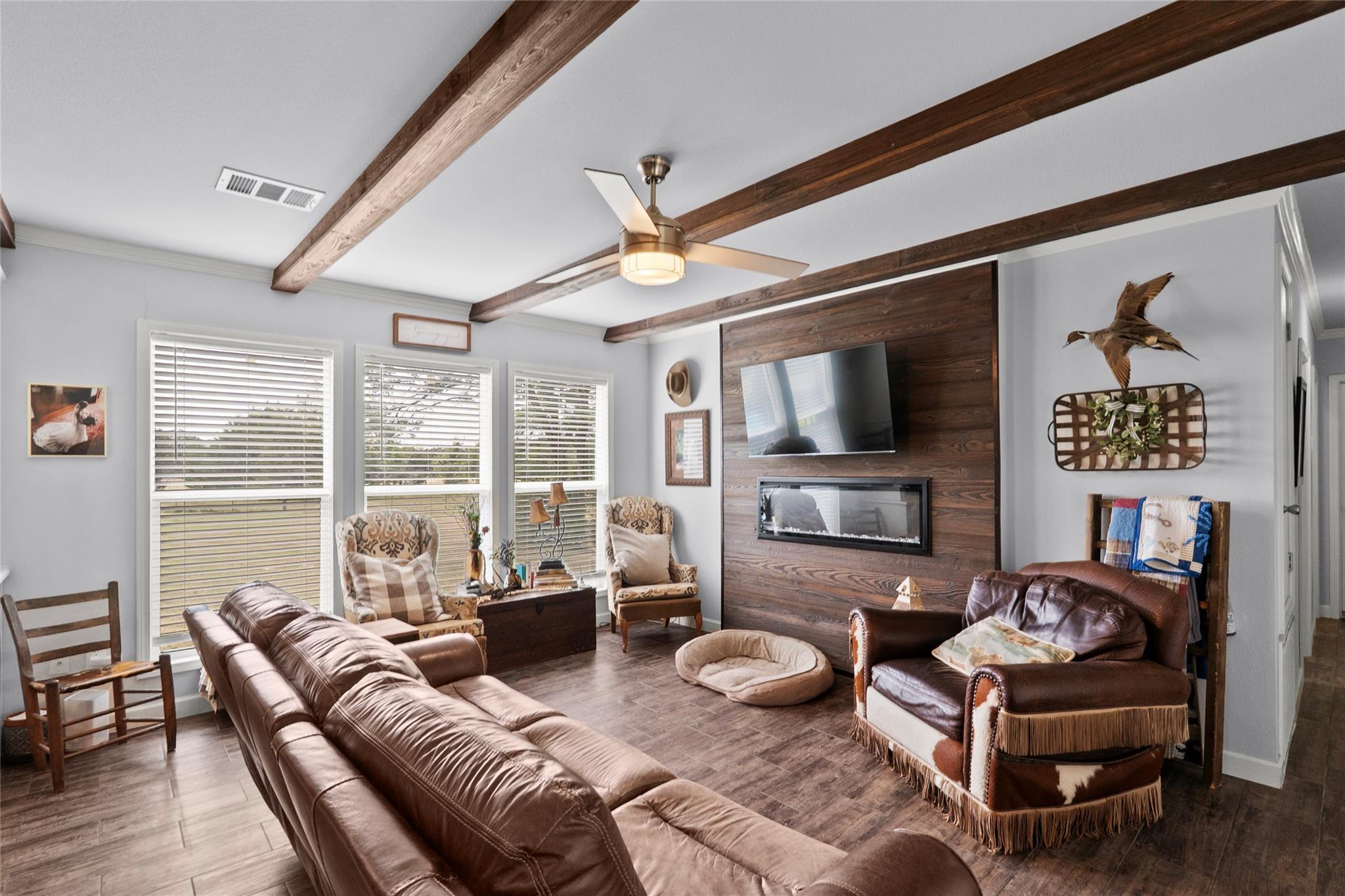 2098 Fellowship Lane