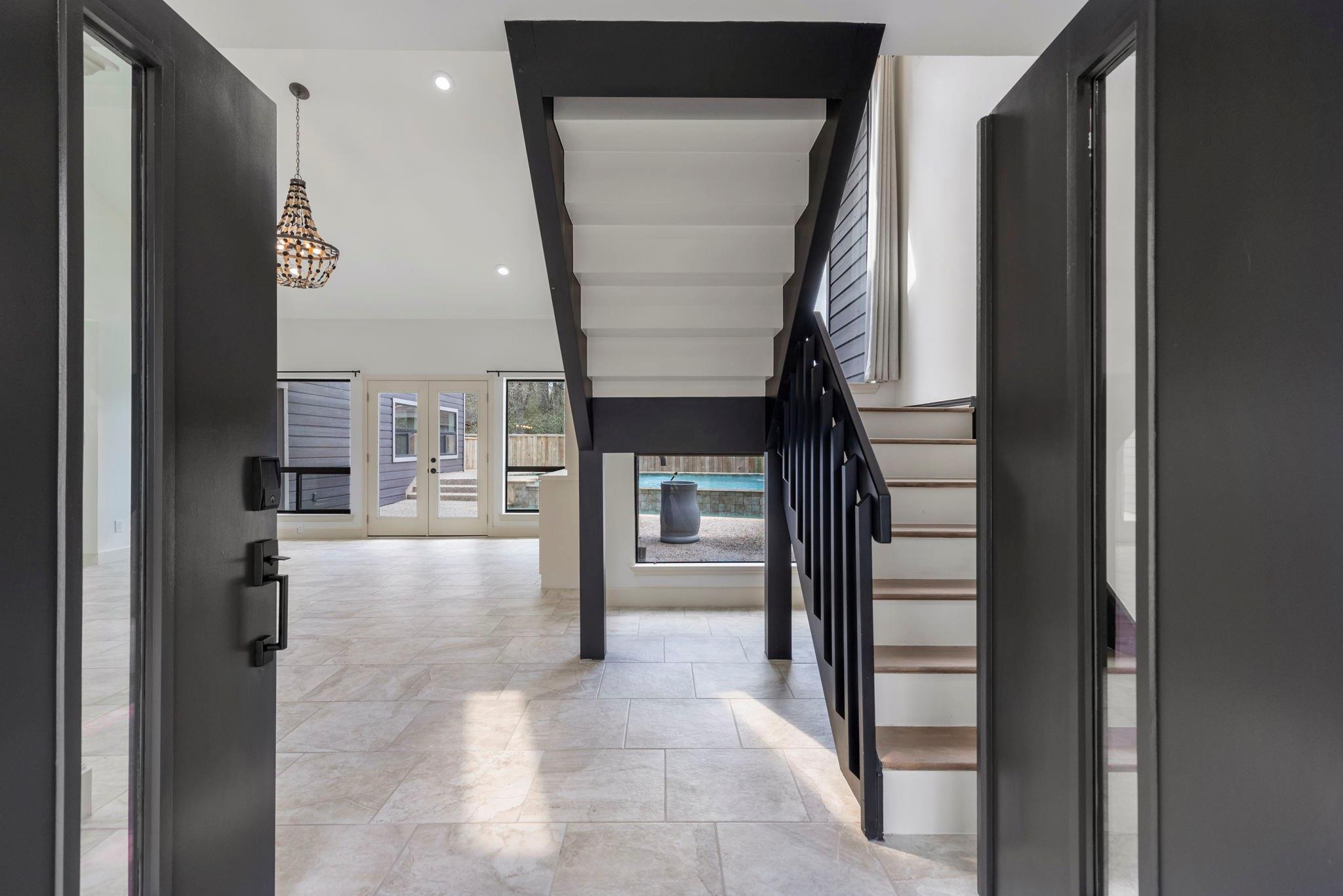 23 Crinkleroot Court