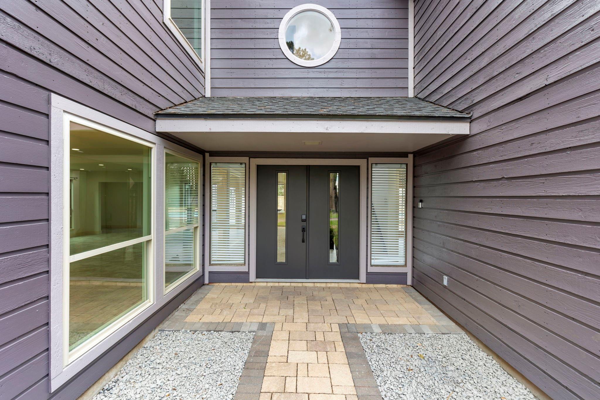 23 Crinkleroot Court