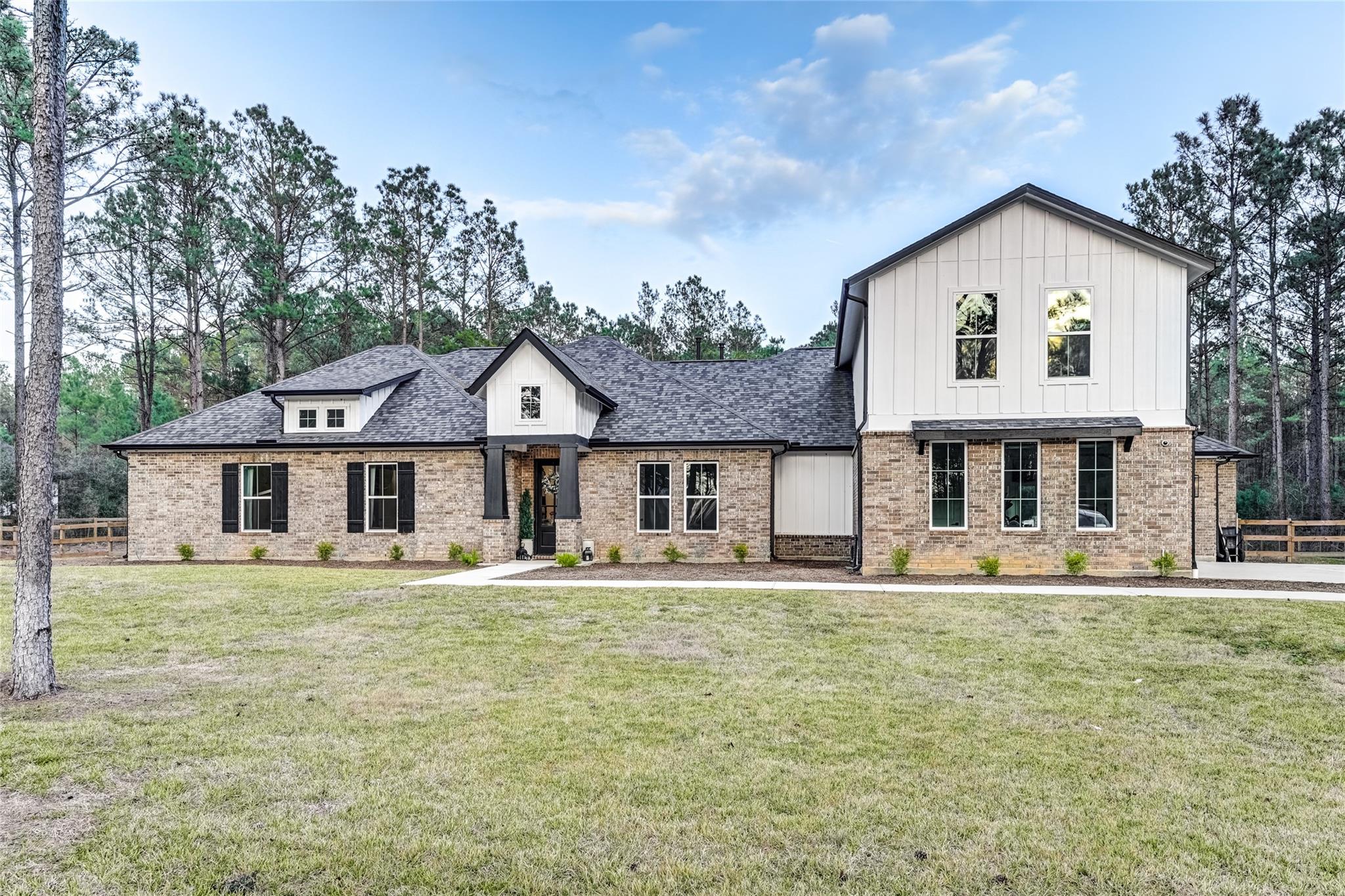 15640 Forest Grove Drive