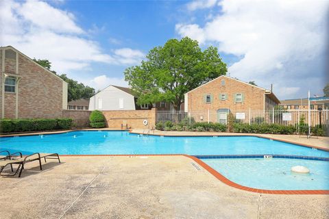 Tiny photo for 2147 Winrock Boulevard #31, Houston, TX 77057 (MLS # 58082716)