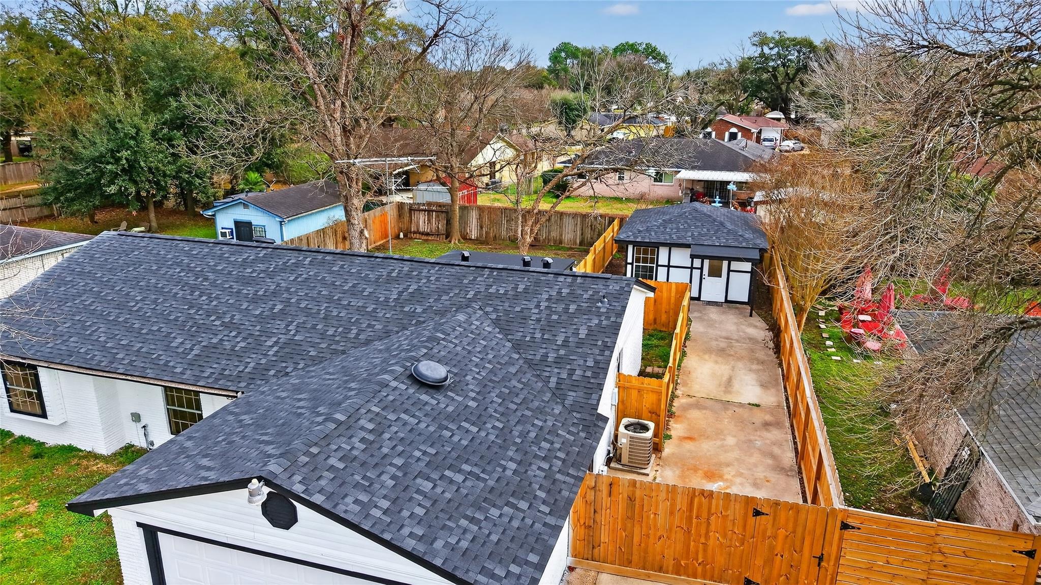 1307 Saddle Rock Drive