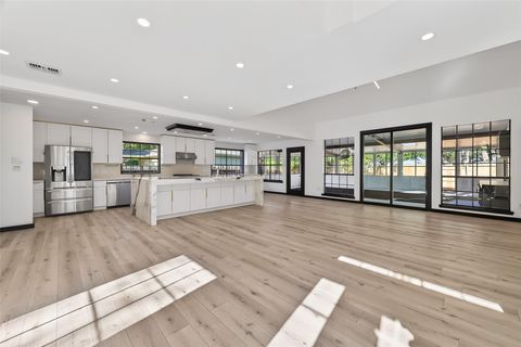 Photo of 5515 Davids Bend Drive, Sugar Land, TX 77479 (MLS # 24806456)