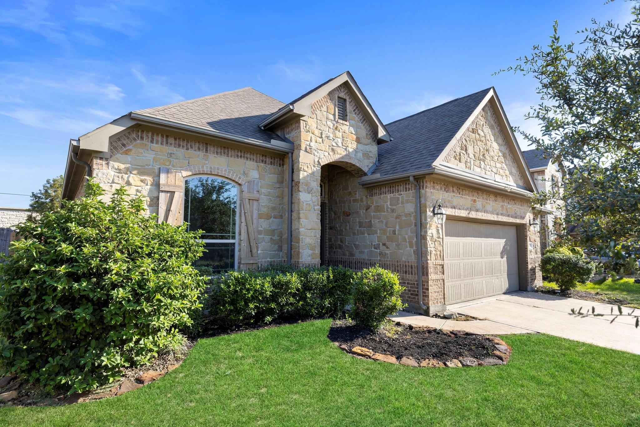 9431 Dochfour Lane