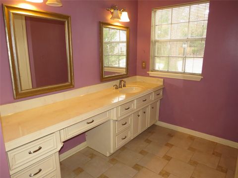 Tiny photo for 3310 Little Bear Drive, Houston, TX 77339 (MLS # 48173191)