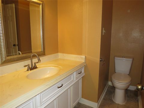 Tiny photo for 3310 Little Bear Drive, Houston, TX 77339 (MLS # 48173191)