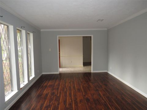 Tiny photo for 3310 Little Bear Drive, Houston, TX 77339 (MLS # 48173191)