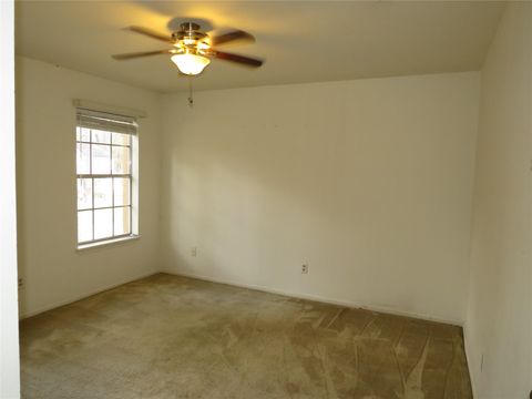 Tiny photo for 3310 Little Bear Drive, Houston, TX 77339 (MLS # 48173191)