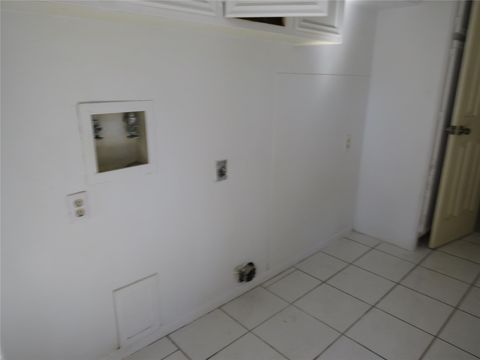 Tiny photo for 3310 Little Bear Drive, Houston, TX 77339 (MLS # 48173191)