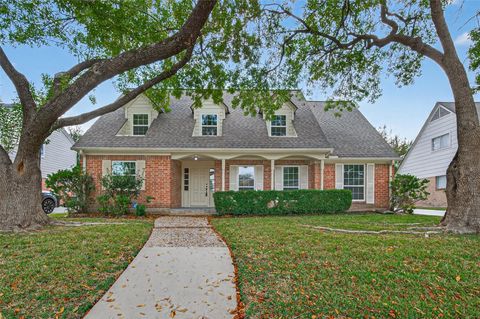 Photo of 11519 Piping Rock Drive, Houston, TX 77077 (MLS # 36419009)
