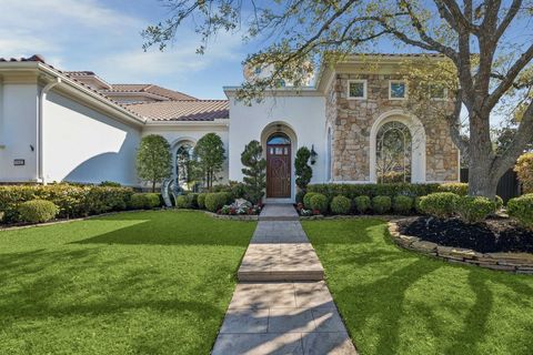 Photo of 11602 Versailles Lakes Lane, Houston, TX 77082 (MLS # 93660557)