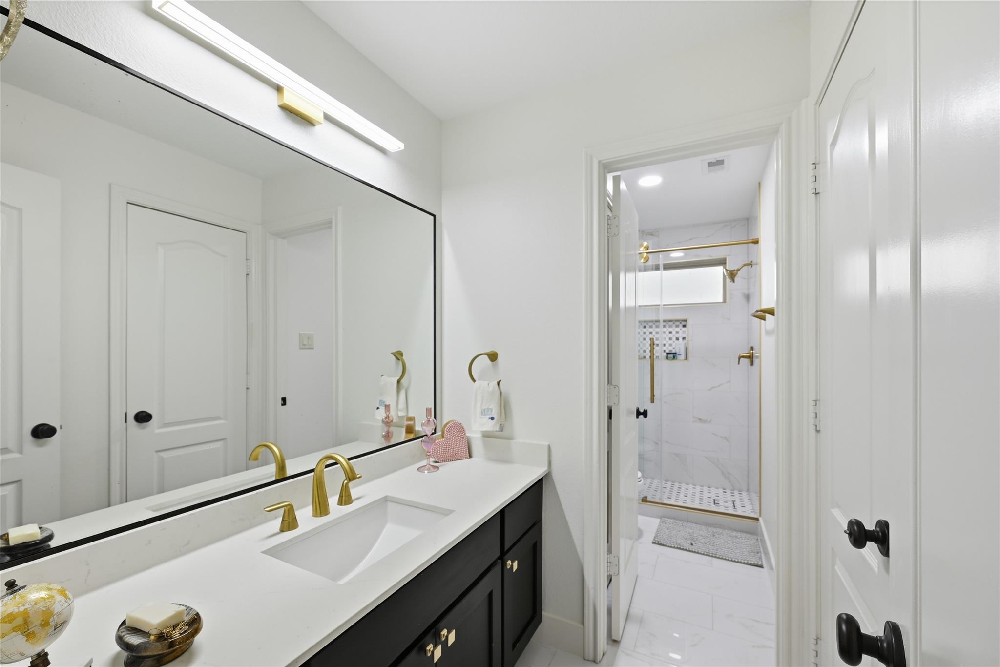 5426 Lake Hill Farm Way