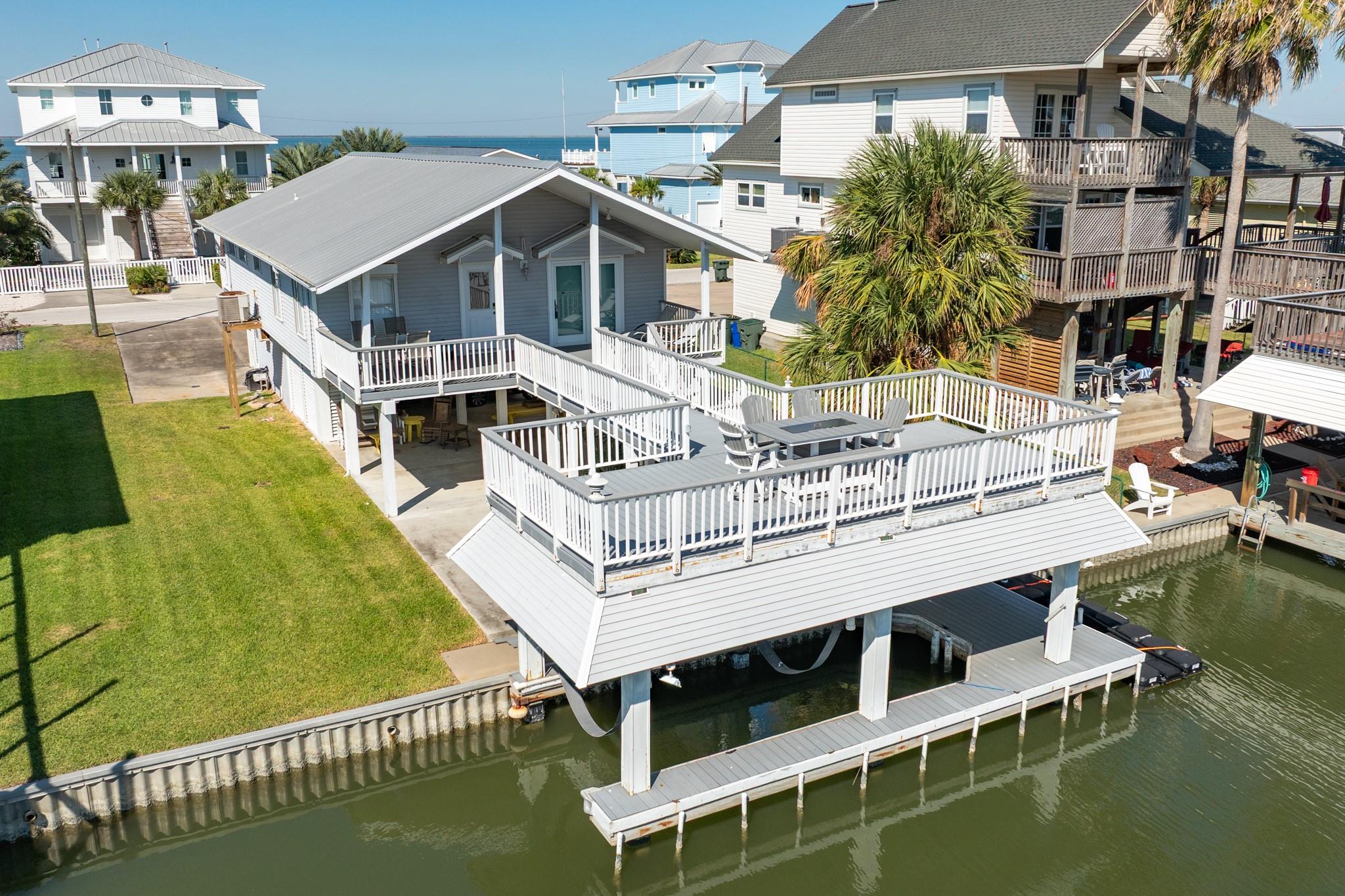 21911 Guadalupe Drive