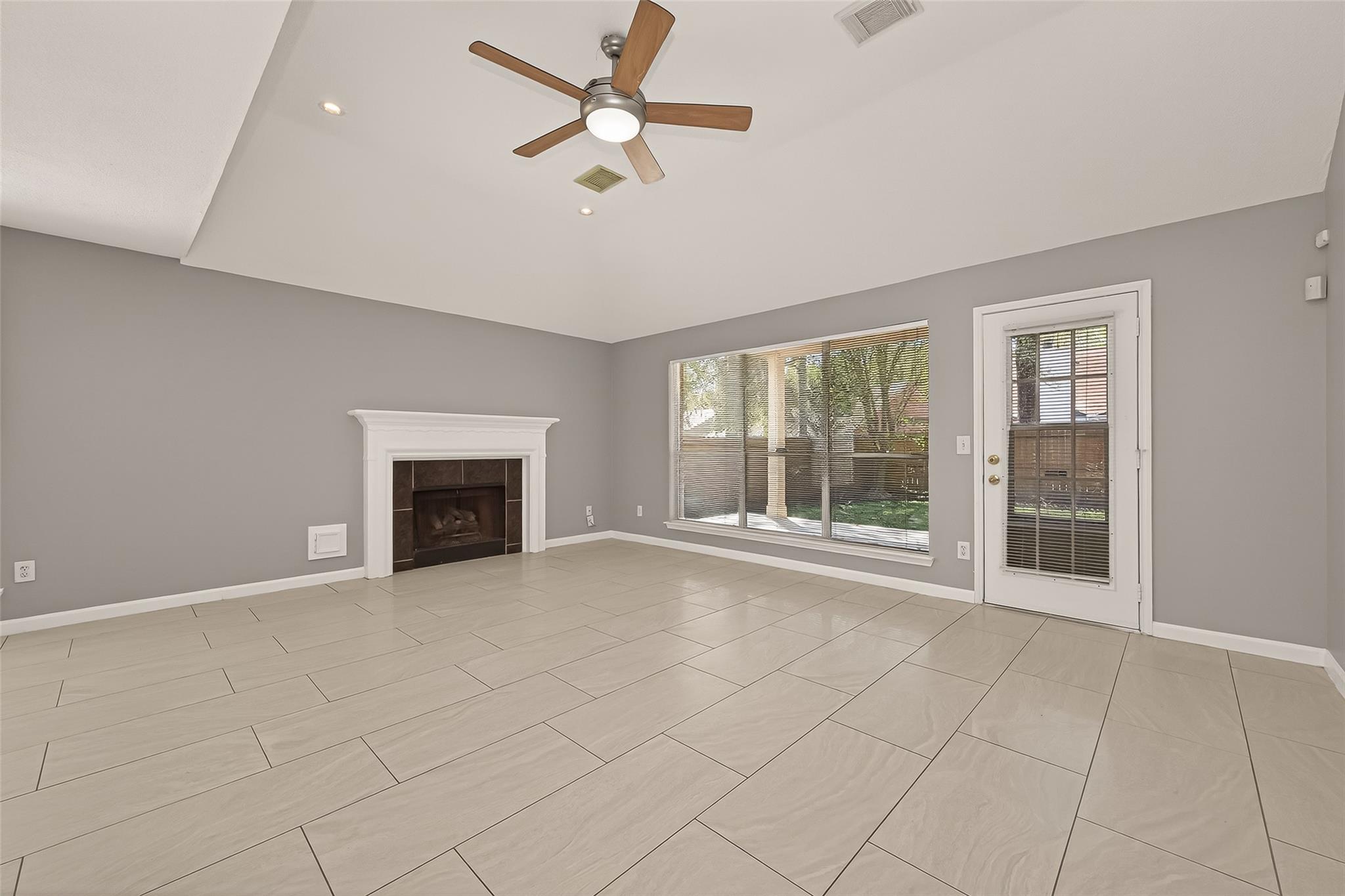 19 Evening Song Court