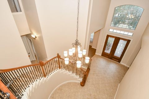 Photo of 1215 Pendergrass Trail, Sugar Land, TX 77479 (MLS # 19901050)