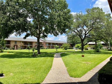 Photo of 7600 Burgoyne Road #240, Houston, TX 77063 (MLS # 88808559)
