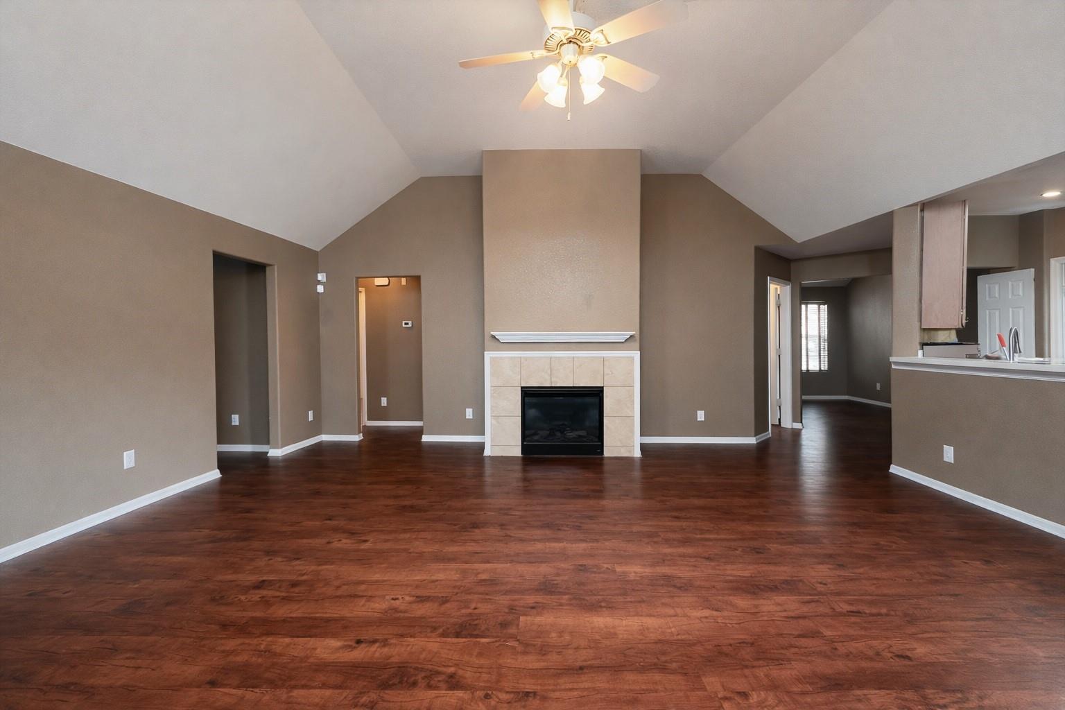 5011 Forest Hurst Glen