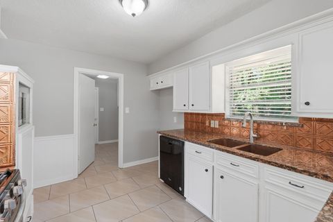 Tiny photo for 25611 Timber Lane Drive, Spring, TX 77386 (MLS # 5670292)
