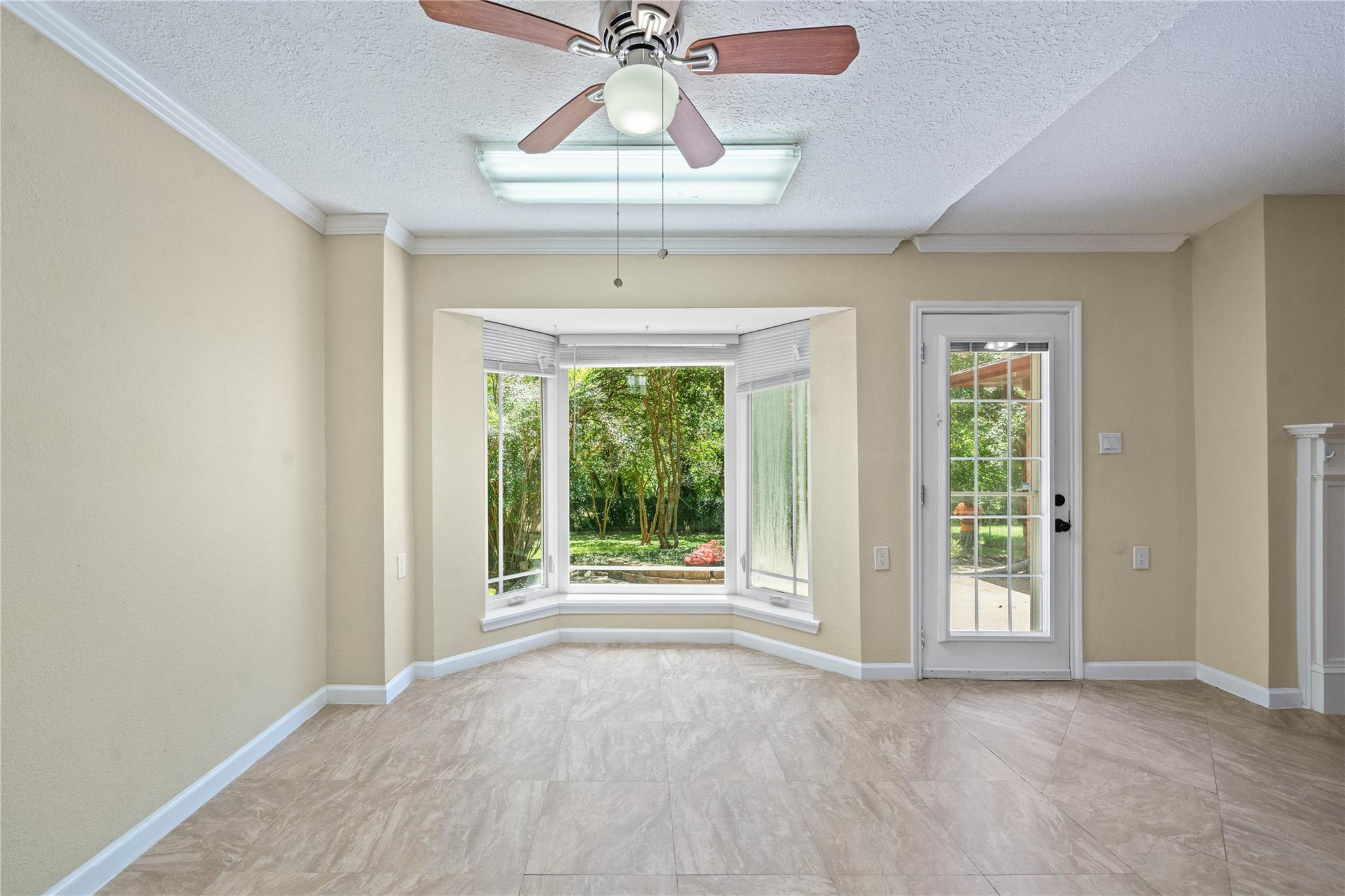 5123 Shady Oaks Lane