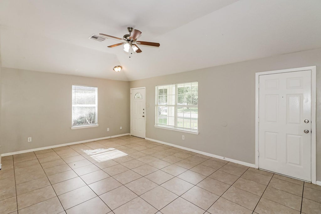 Photo of 19747 Plantation Grove Trail, Katy, TX 77449 (MLS # 46197528)