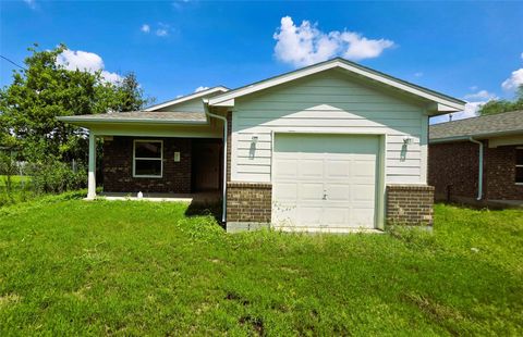 Photo of 9827 Pelsey Street, Houston, TX 77029 (MLS # 76407832)