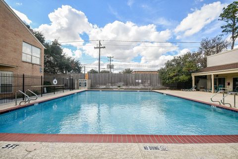 Tiny photo for 1938 Augusta Drive, Houston, TX 77057 (MLS # 95151338)