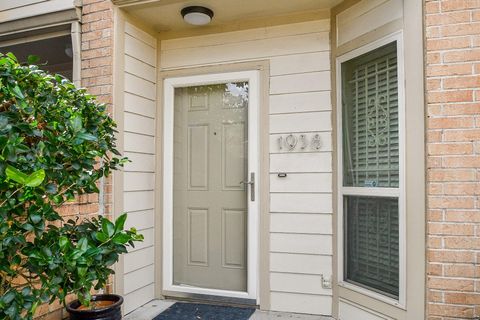 Tiny photo for 1938 Augusta Drive, Houston, TX 77057 (MLS # 95151338)
