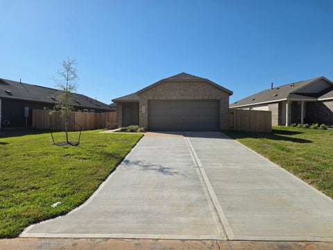 Homes For Sale - 13544 Bay Springs Drive<br/> Conroe, TX 77303