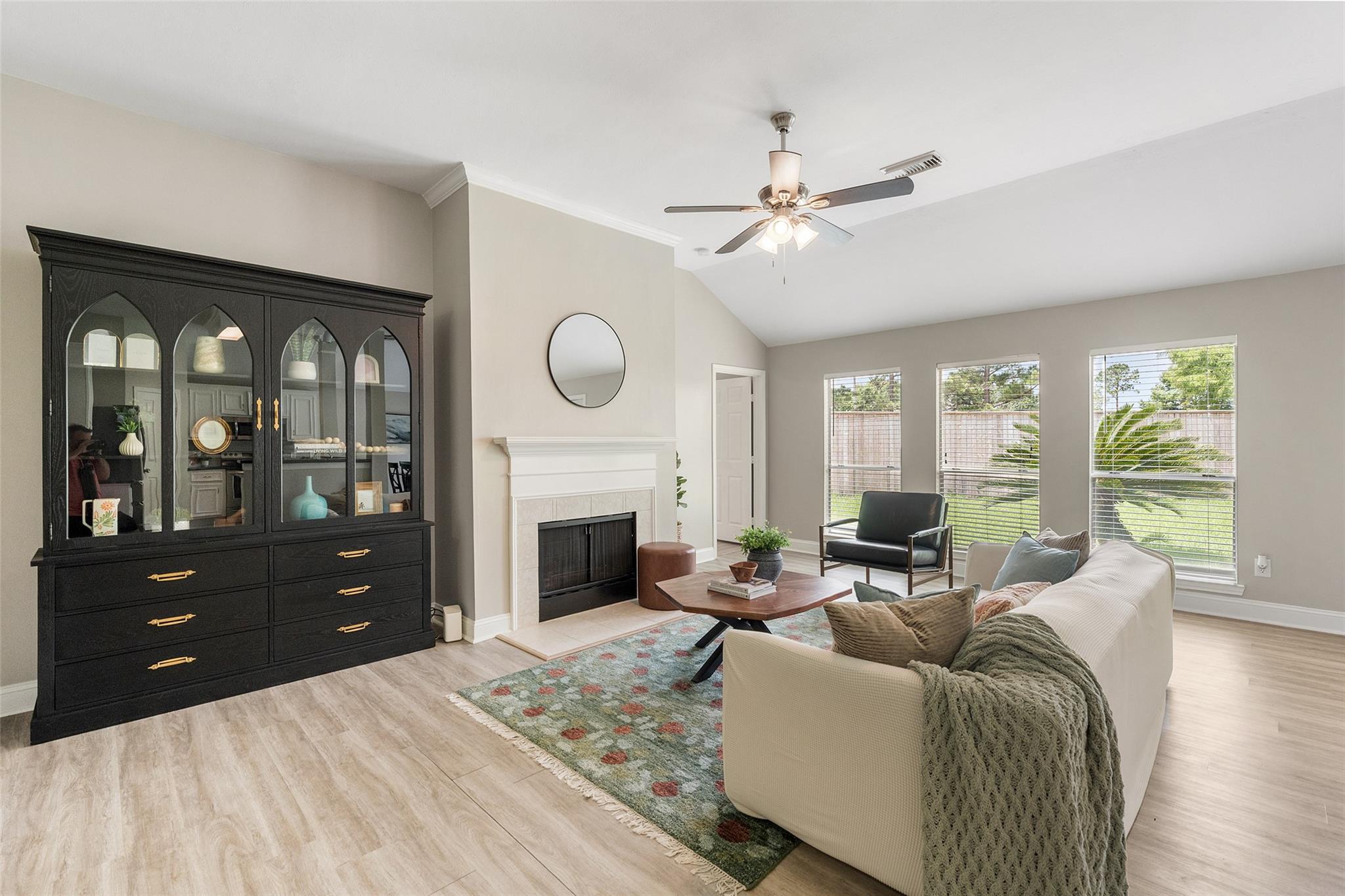 3806 Vinecrest Drive