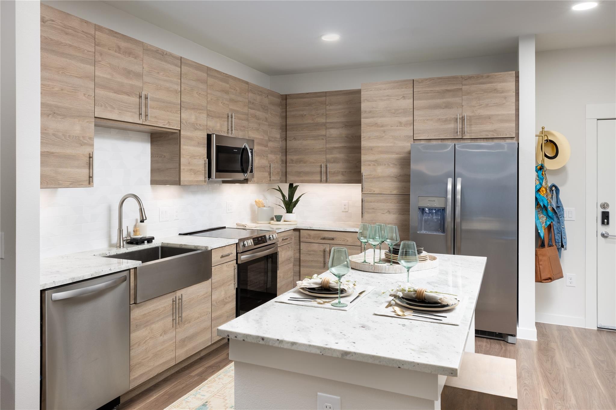 9302 Fry Rd B2Y-618