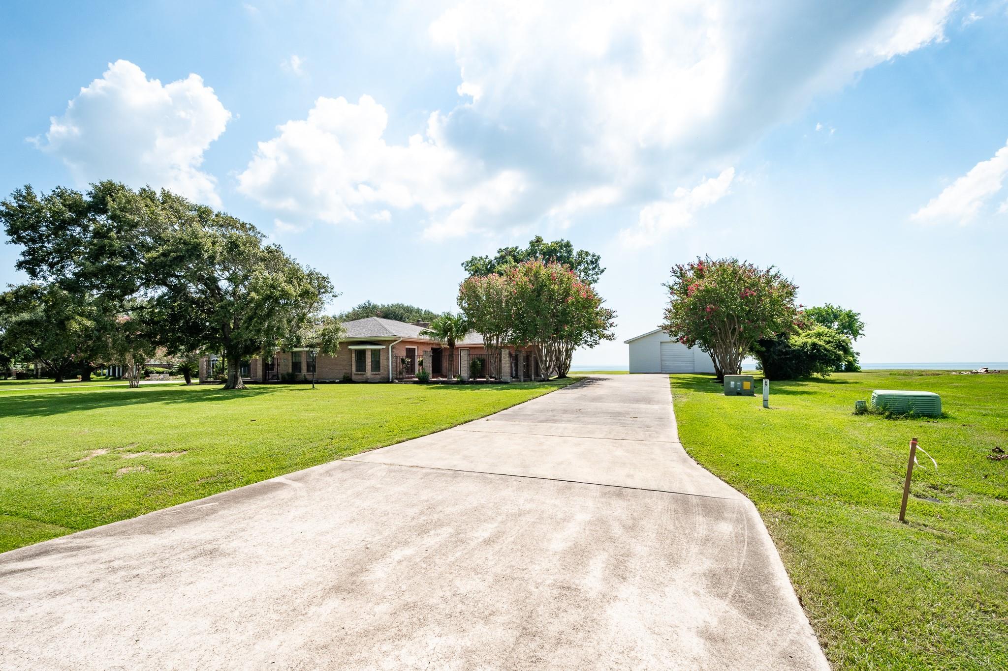 13310 Bay Place