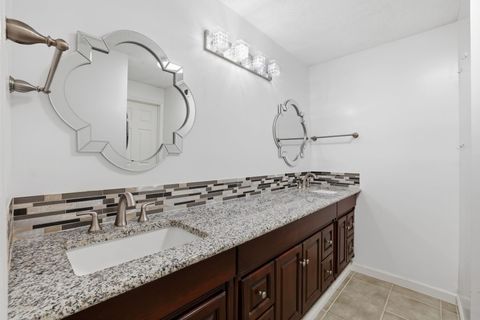 Tiny photo for 1100 Augusta Drive #57, Houston, TX 77057 (MLS # 7636024)